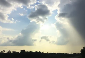 Transition from sunny to stormy weather in South Carolina