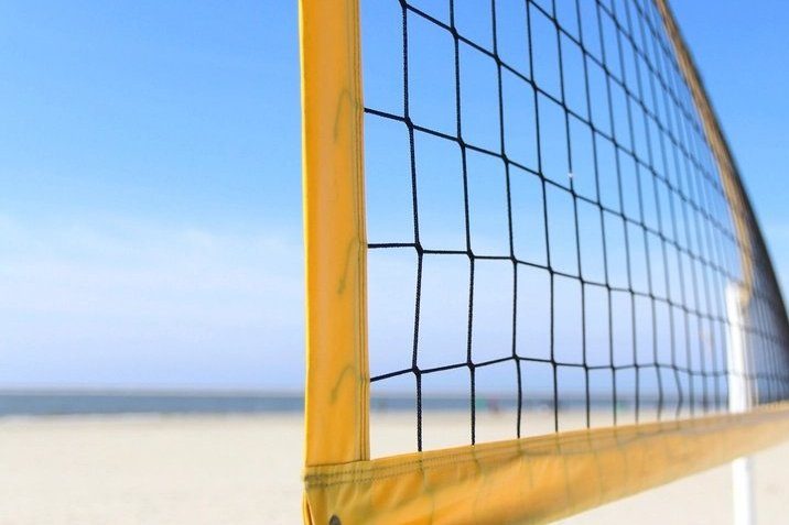 South Carolina Volleyball Visits Ole Miss